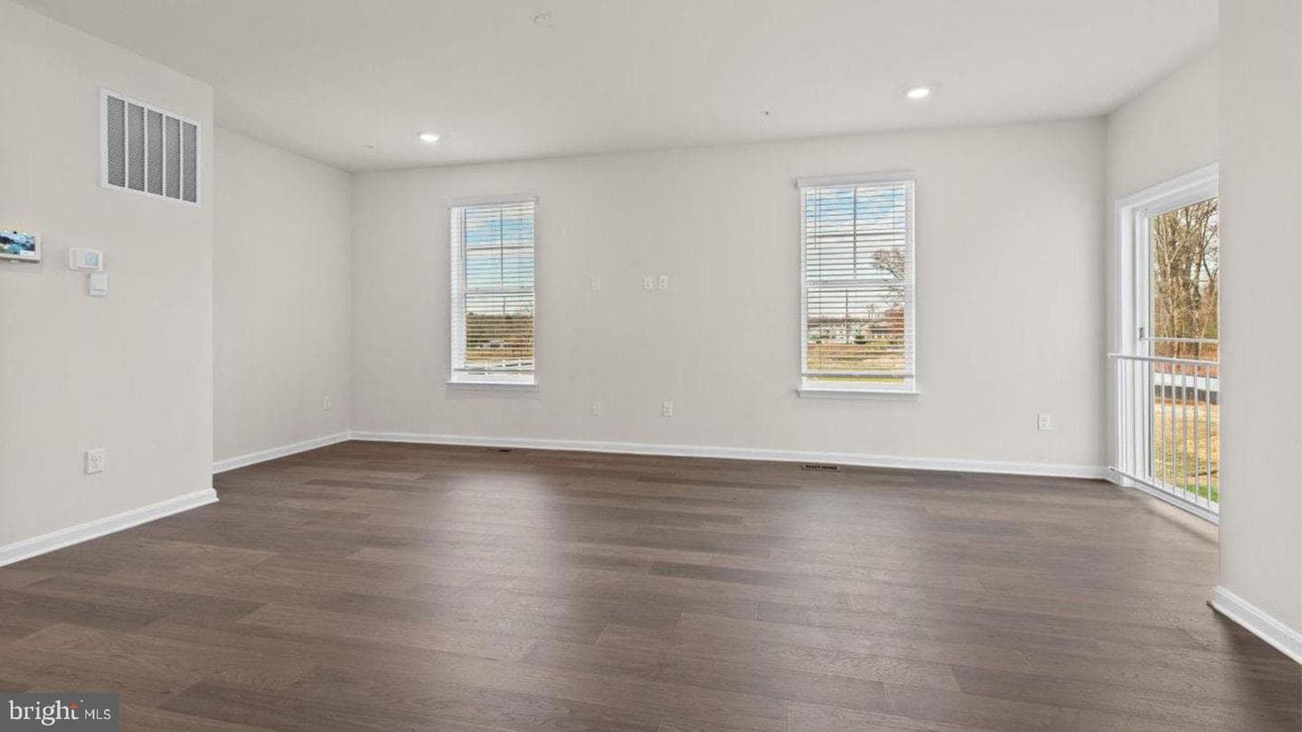 10002 Campbell Boulevard photo 7