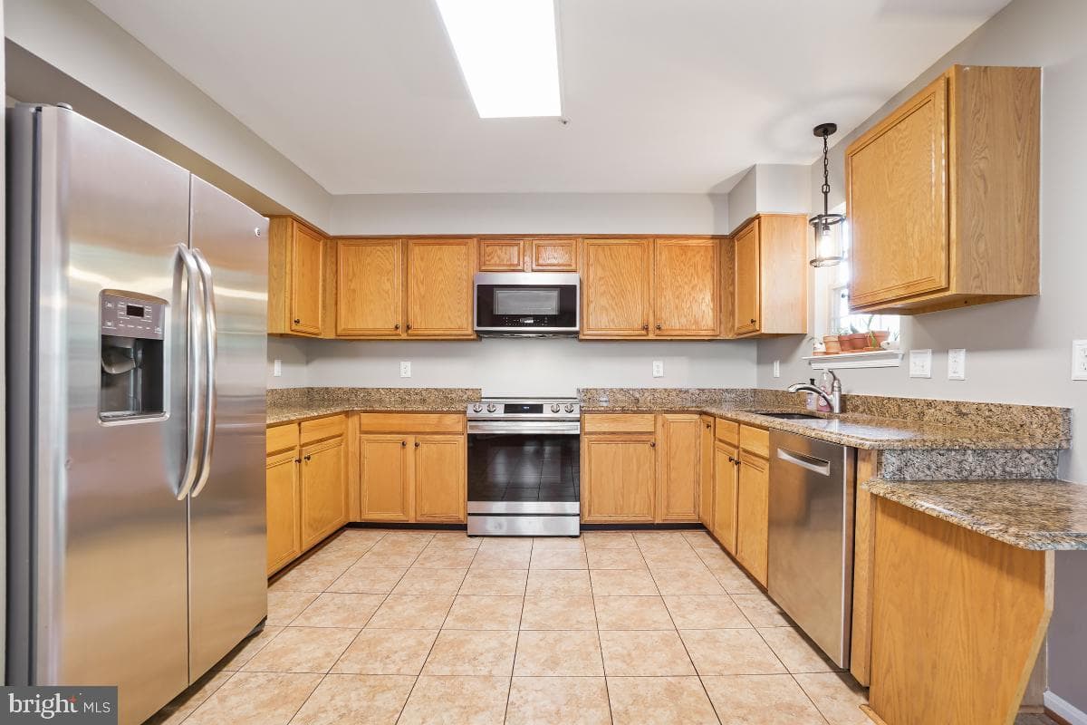 9739 Sherwood Farm Road photo 6