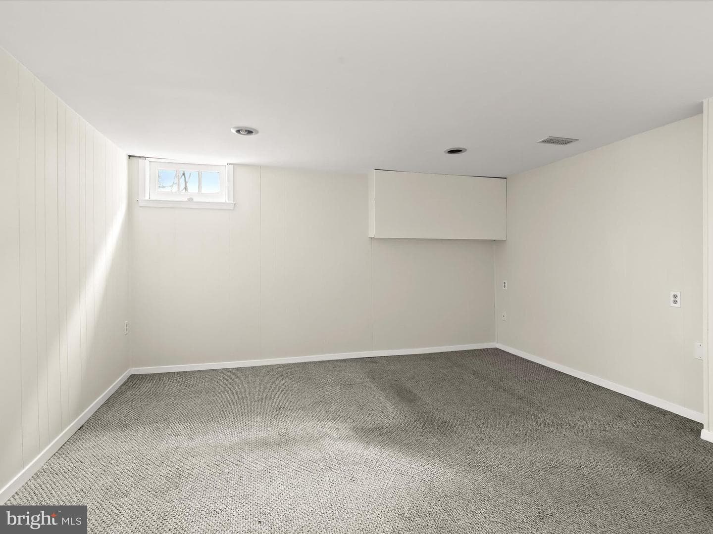 8328 Wyton Road photo 22