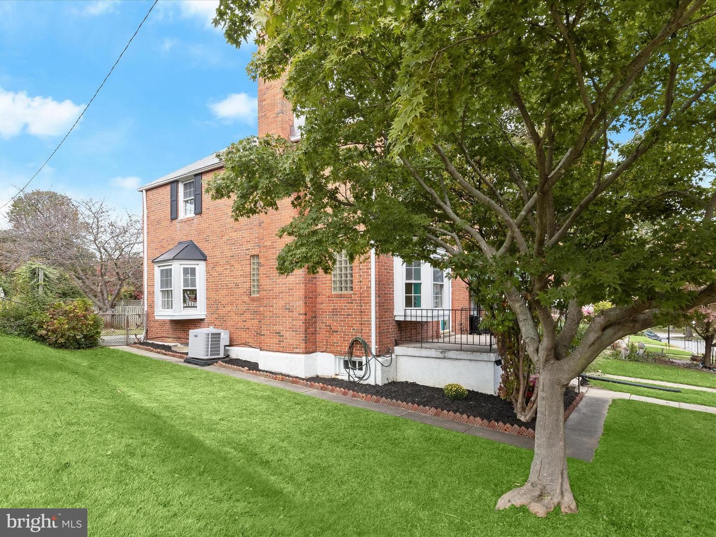 8328 Wyton Road photo 32