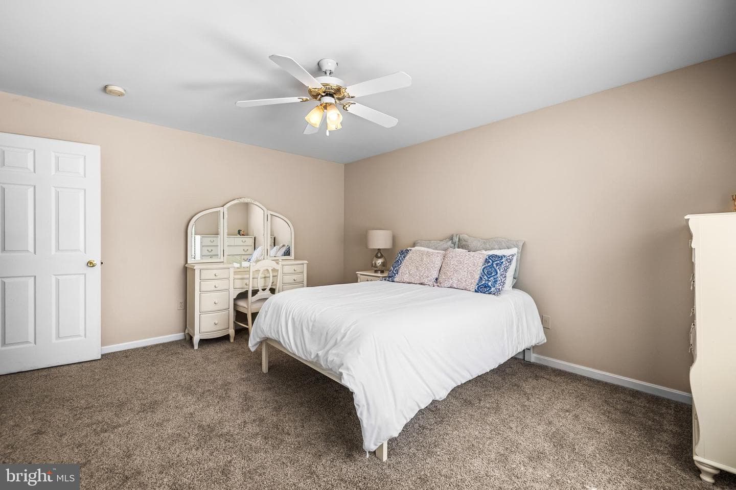19 Latimore Way photo 36