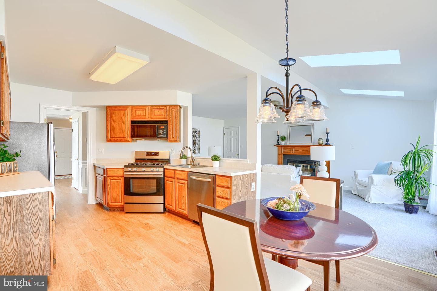 9018 Gardenia Road photo 3