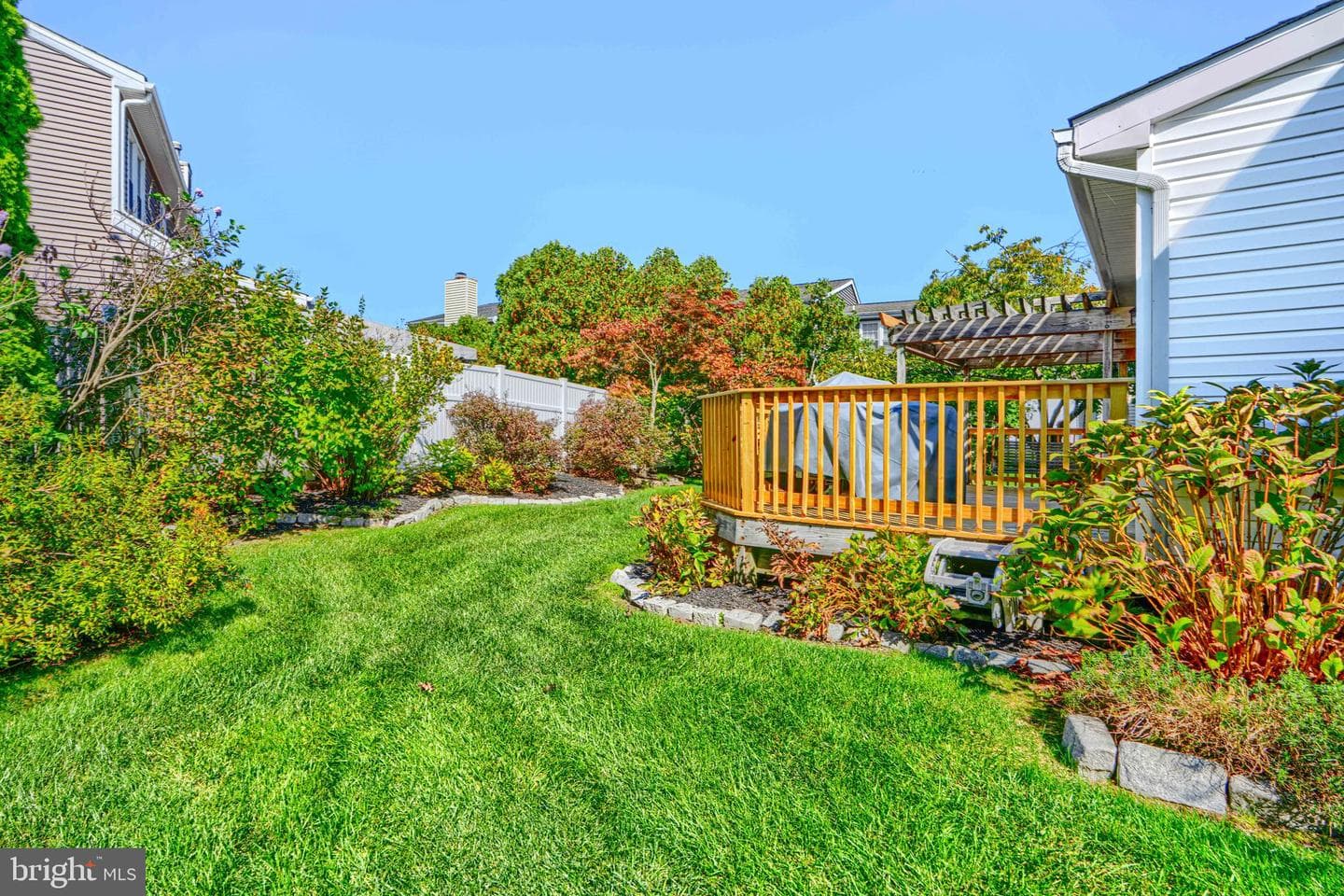 9018 Gardenia Road photo 42