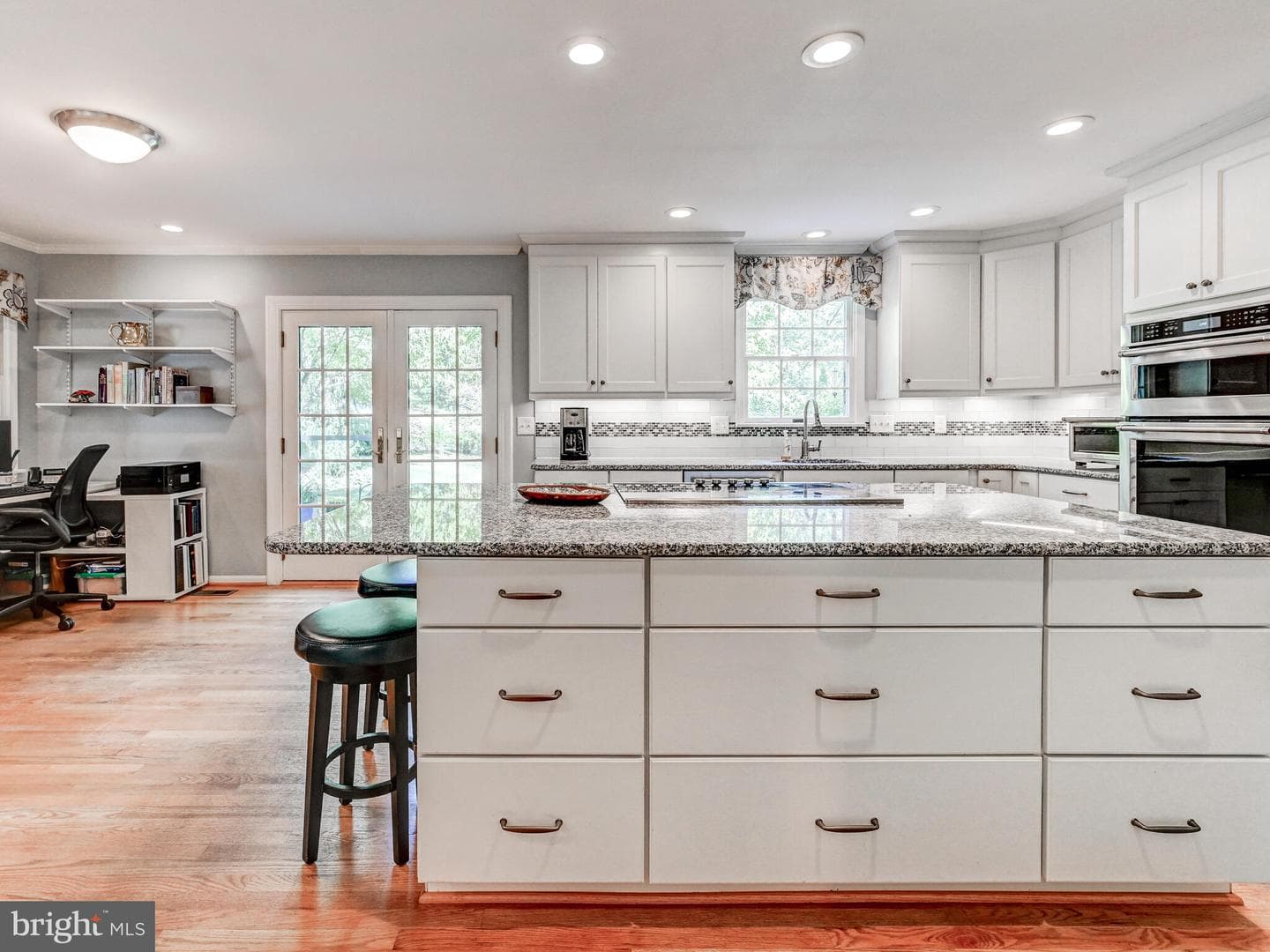 13727 Cuba Road photo 16