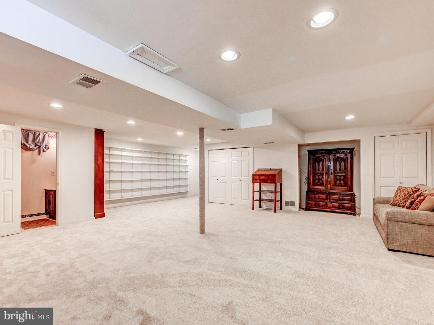 13727 Cuba Road photo 31