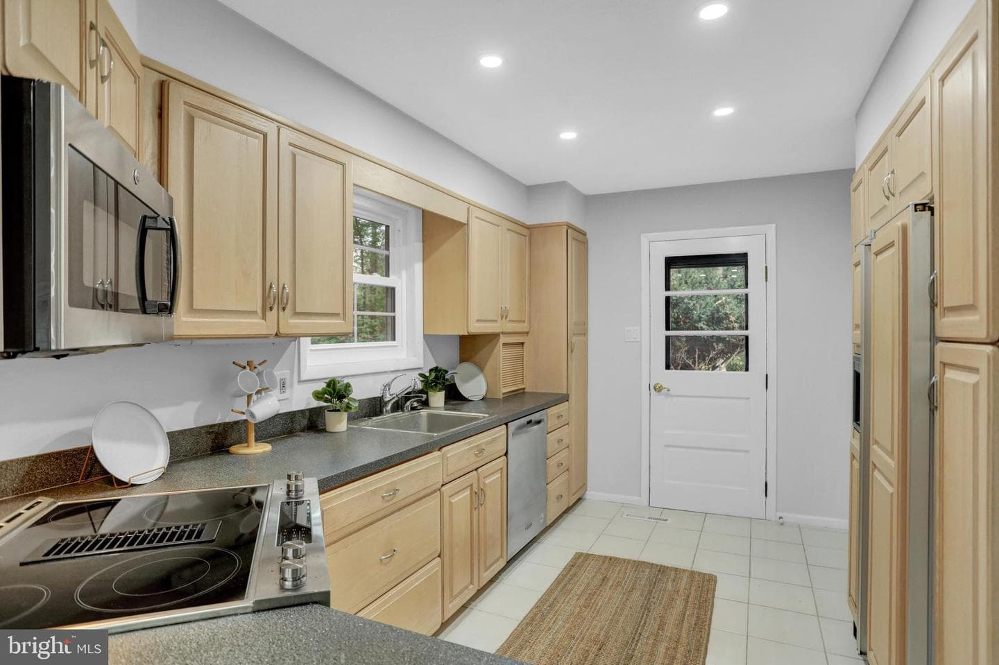 10902 Baronet Road photo 17