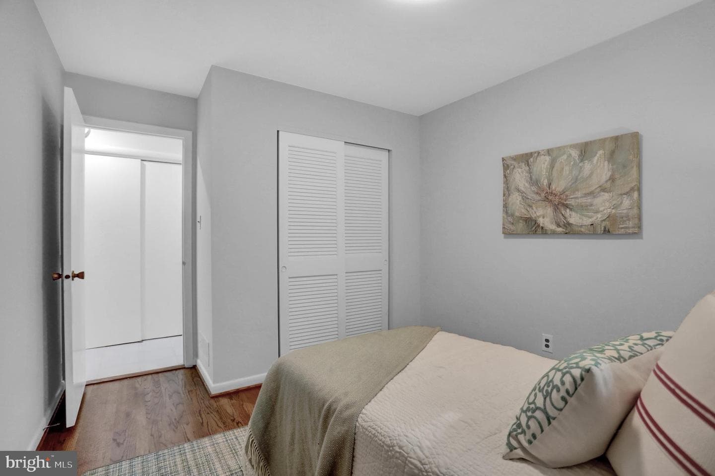 10902 Baronet Road photo 31