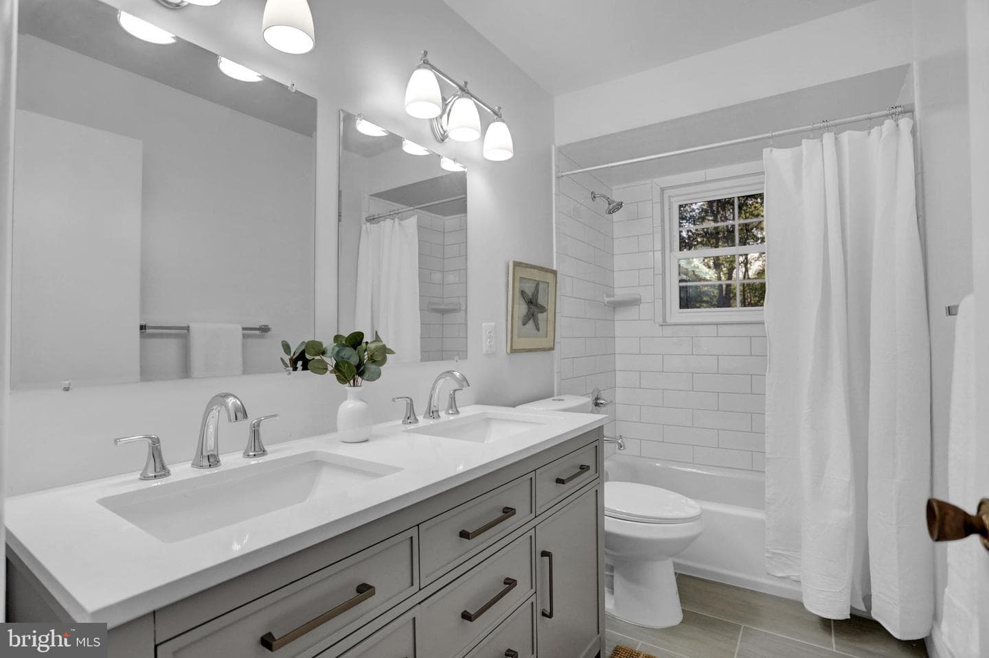 10902 Baronet Road photo 32