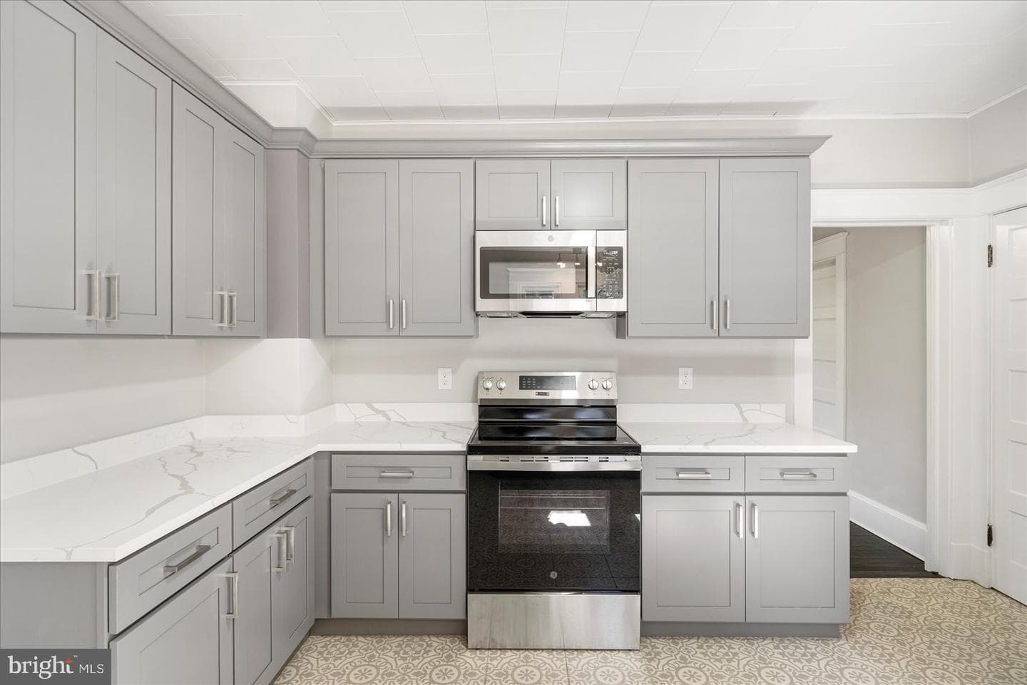 15317 York Road photo 16