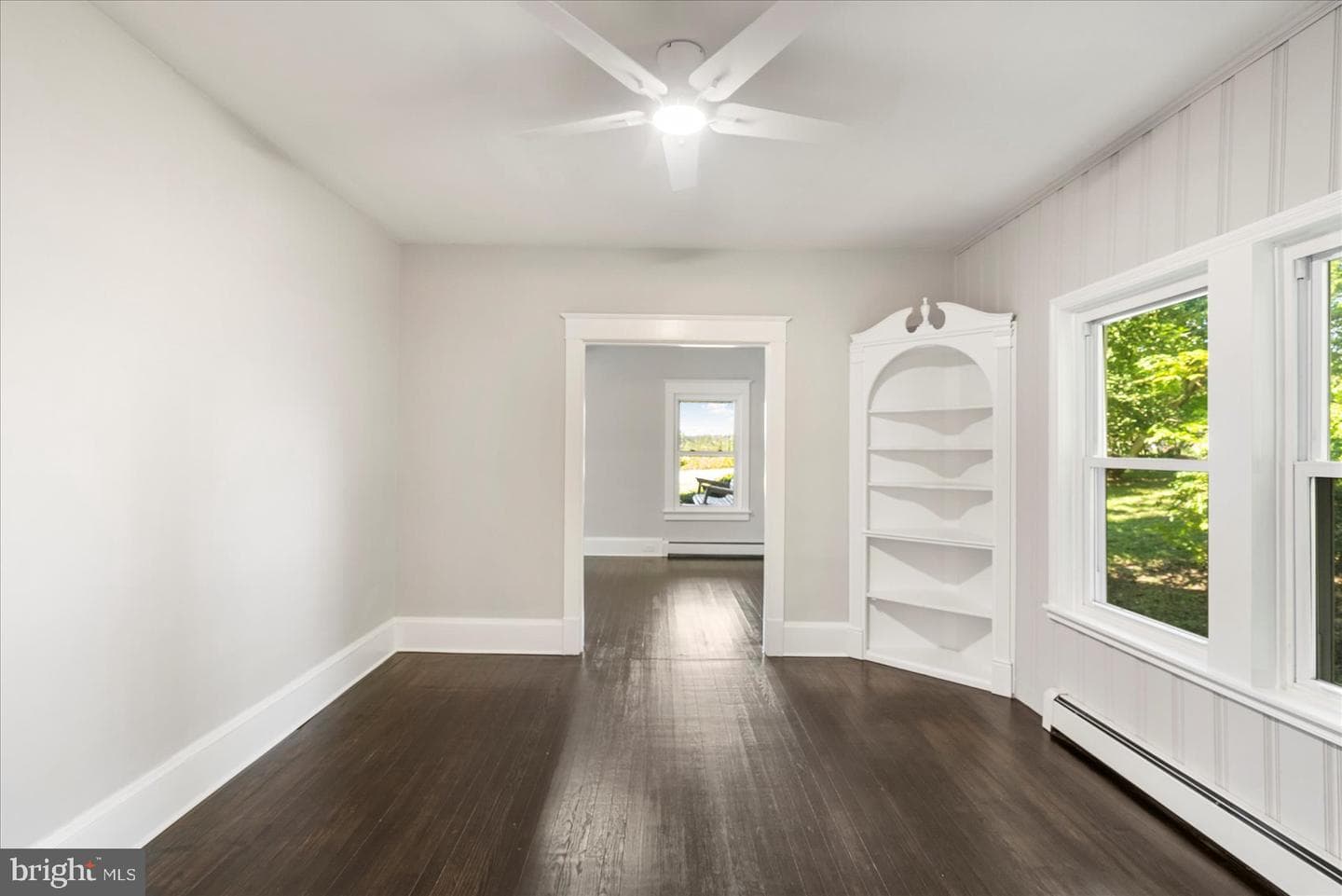 15317 York Road photo 9
