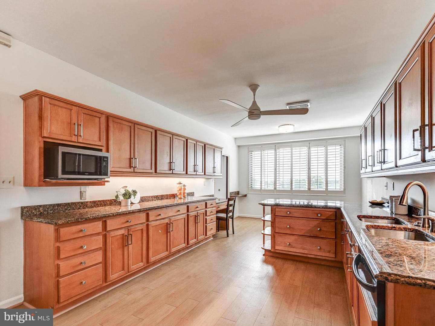 11 Slade Avenue #912 photo 16