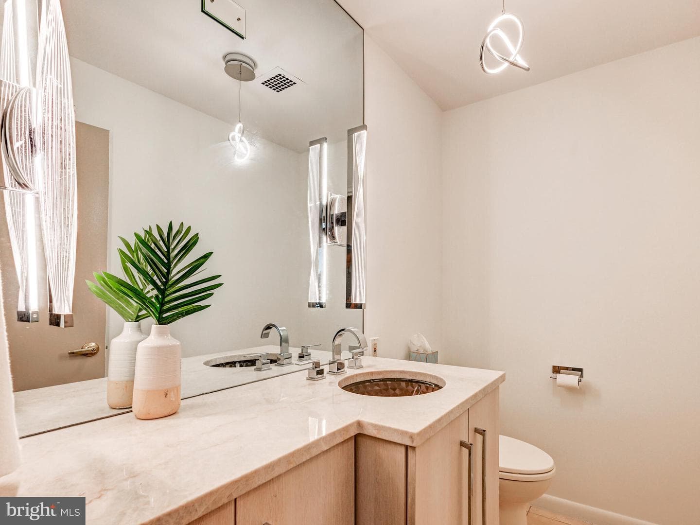 11 Slade Avenue #912 photo 26