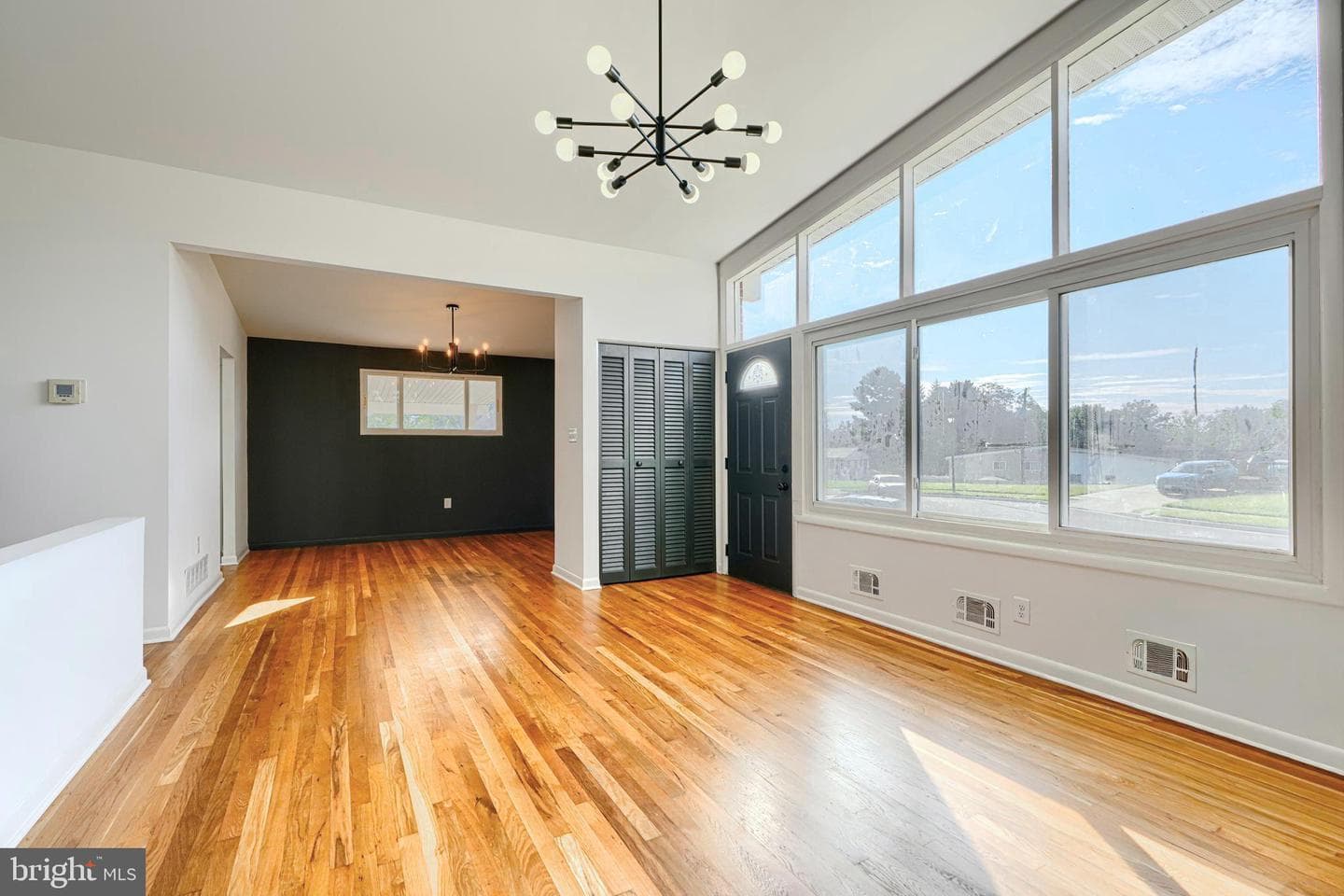 4504 Scotts Level Court photo 13