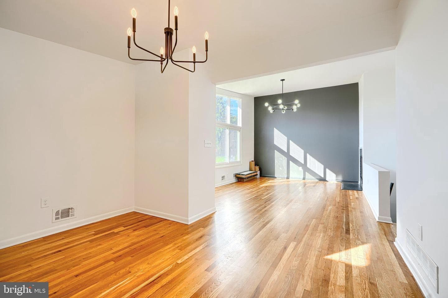 4504 Scotts Level Court photo 16