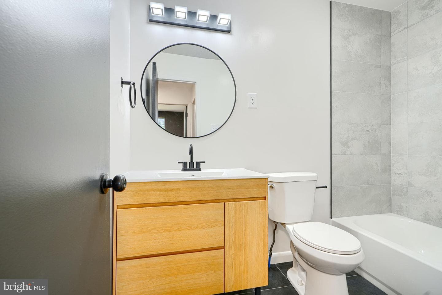 4504 Scotts Level Court photo 18