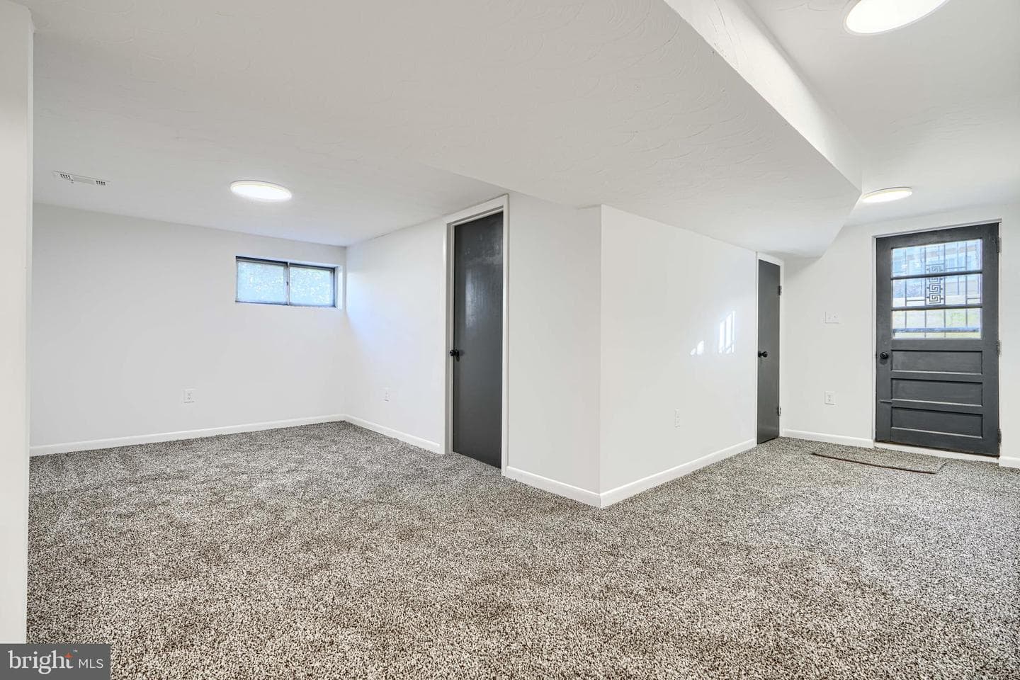4504 Scotts Level Court photo 32