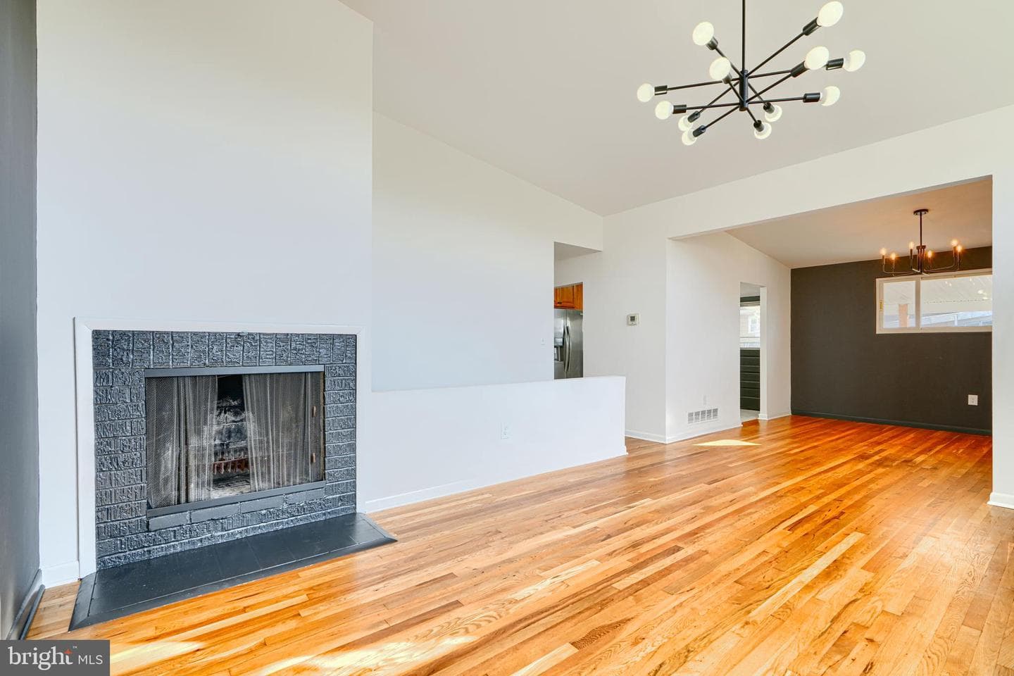 4504 Scotts Level Court photo 8