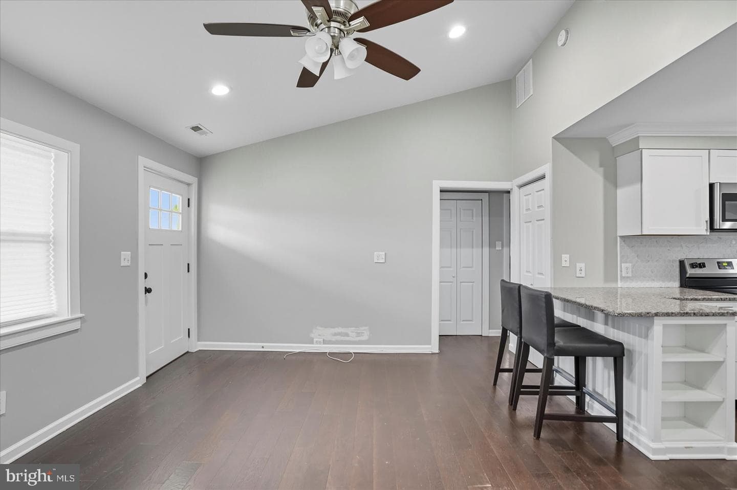 1111 Cord St photo 12