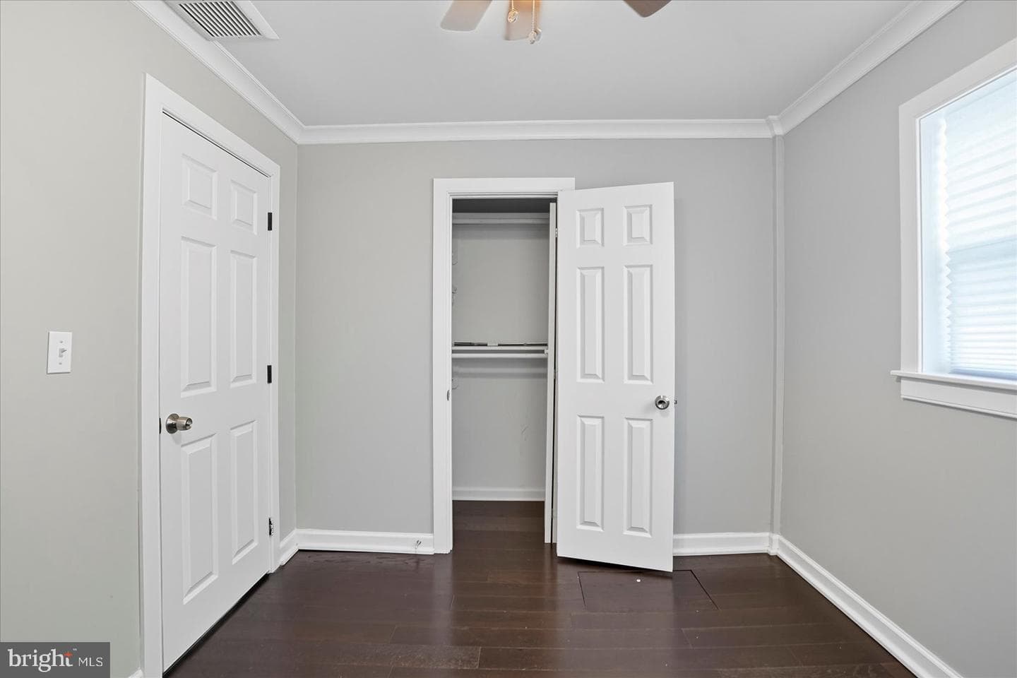 1111 Cord St photo 6