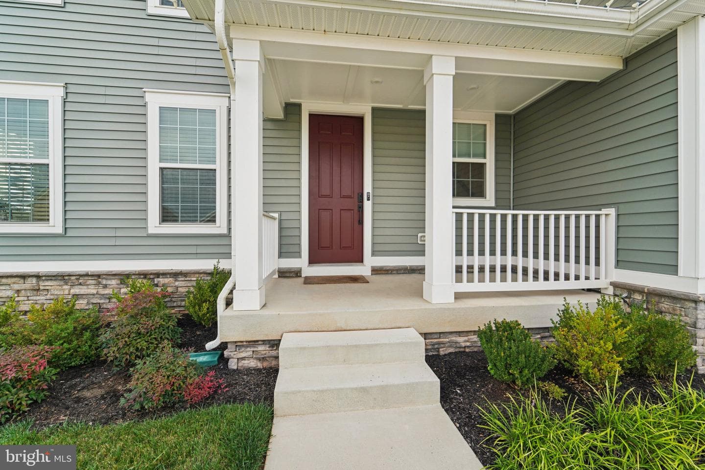 3604 King David Way photo 4