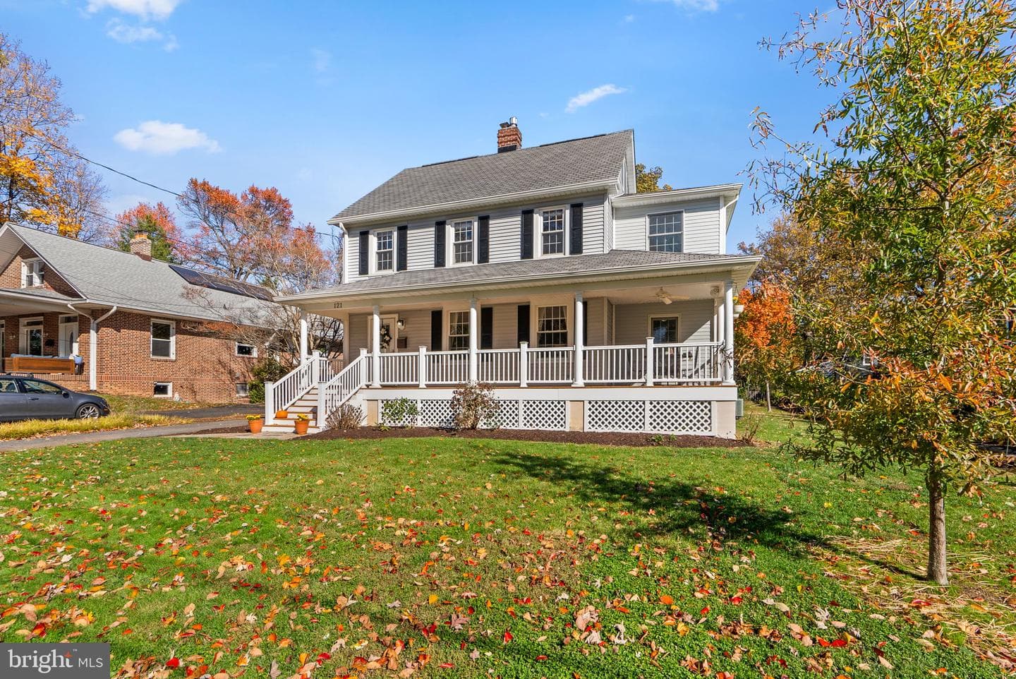 121 Forest Drive photo 2