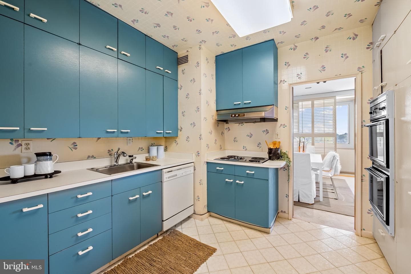 11 Slade Avenue #604 photo 16