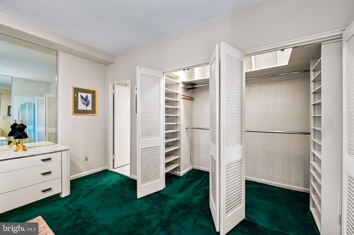 11 Slade Avenue #604 photo 24