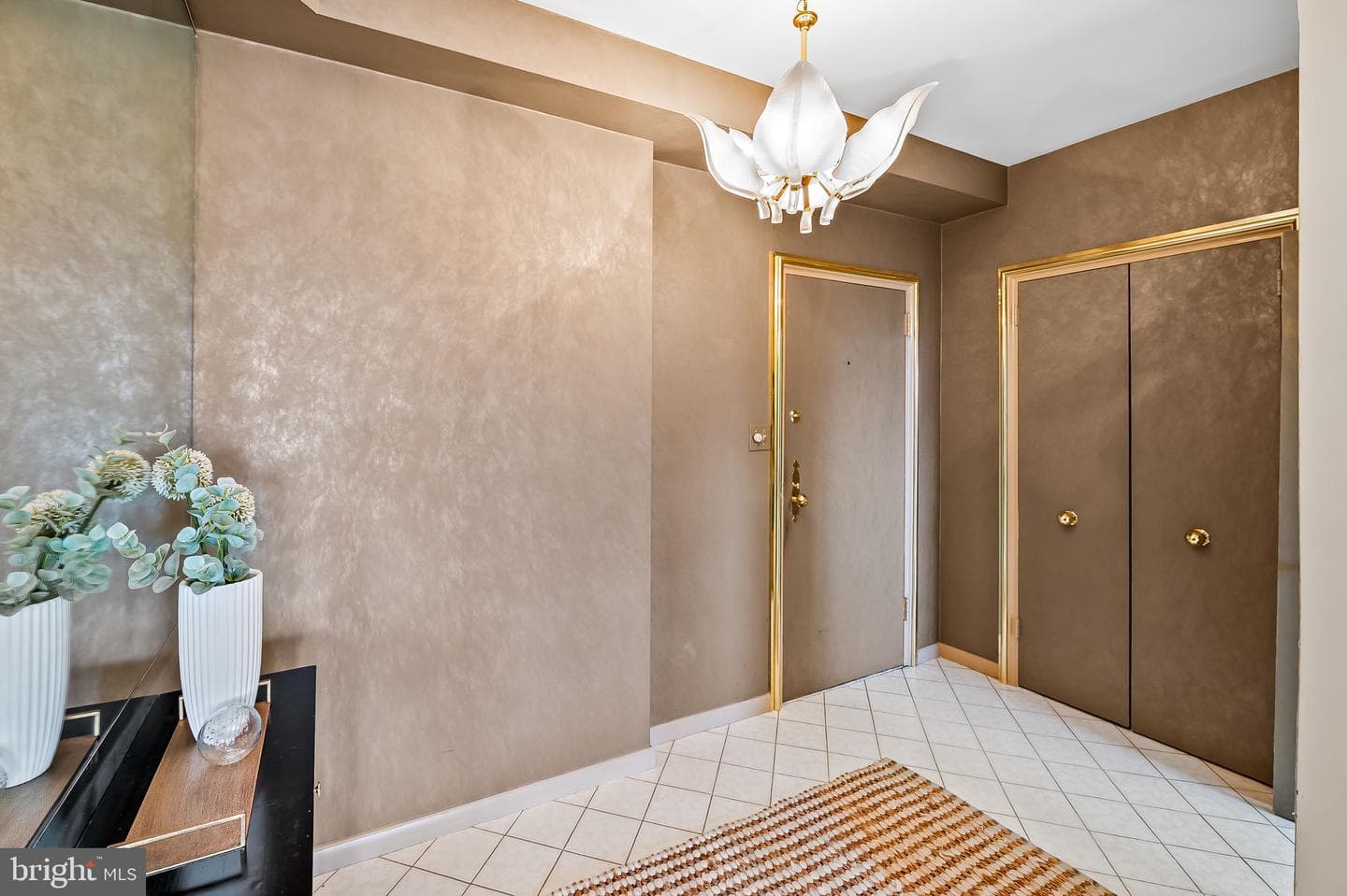 11 Slade Avenue #604 photo 5