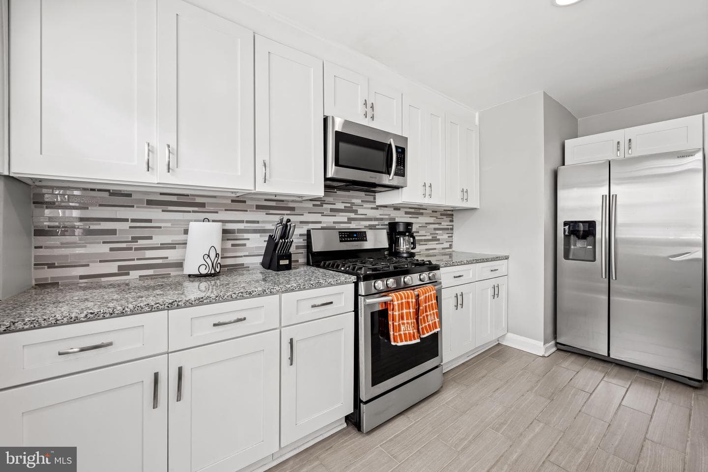 16 Maple Drive photo 12