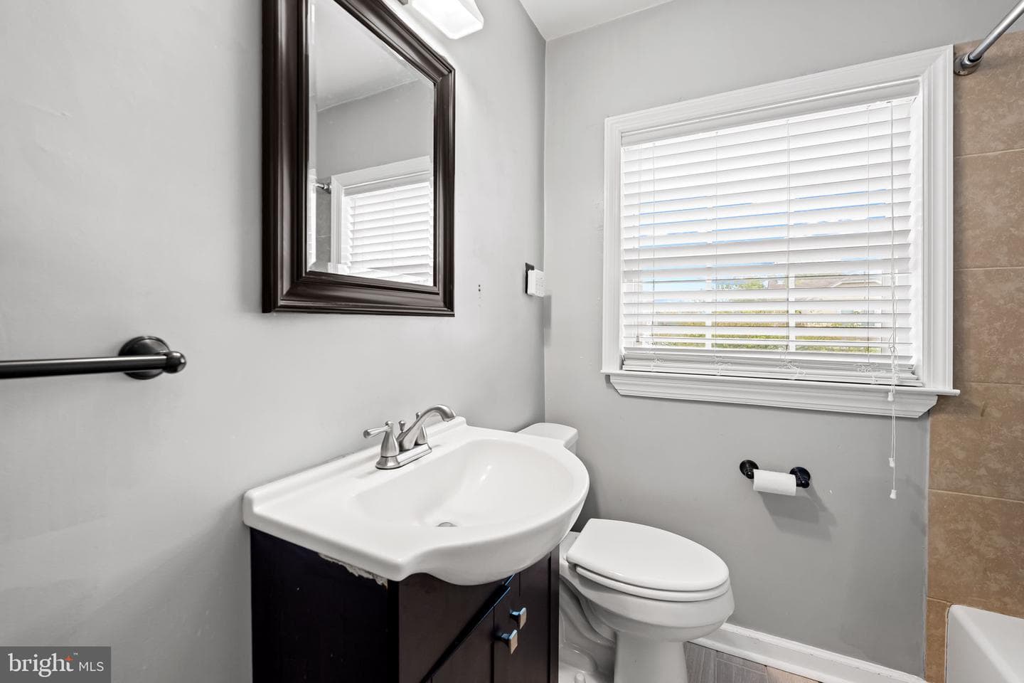16 Maple Drive photo 20