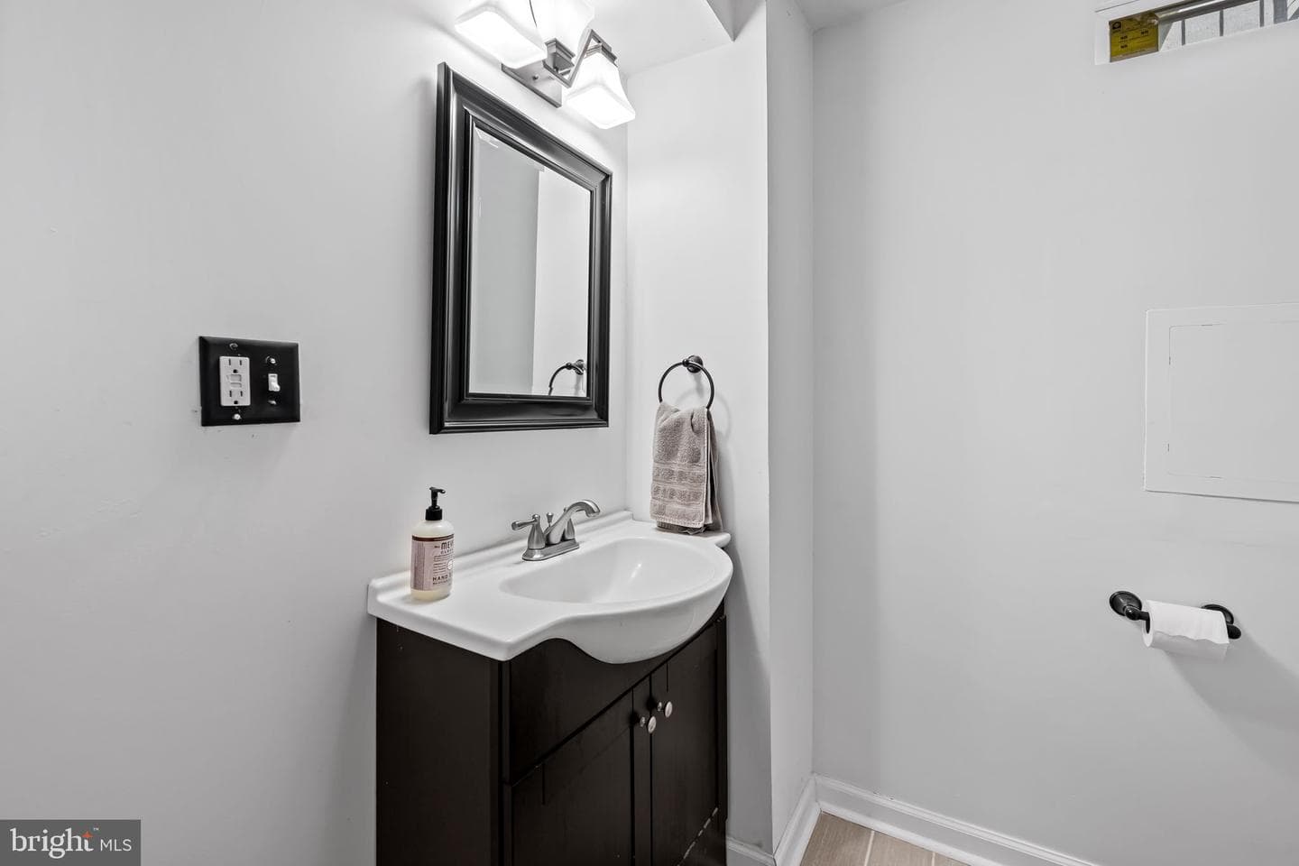 16 Maple Drive photo 26