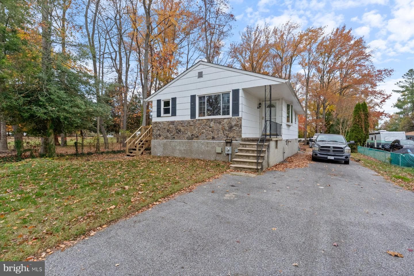 7230 Gunpowder Road photo 3