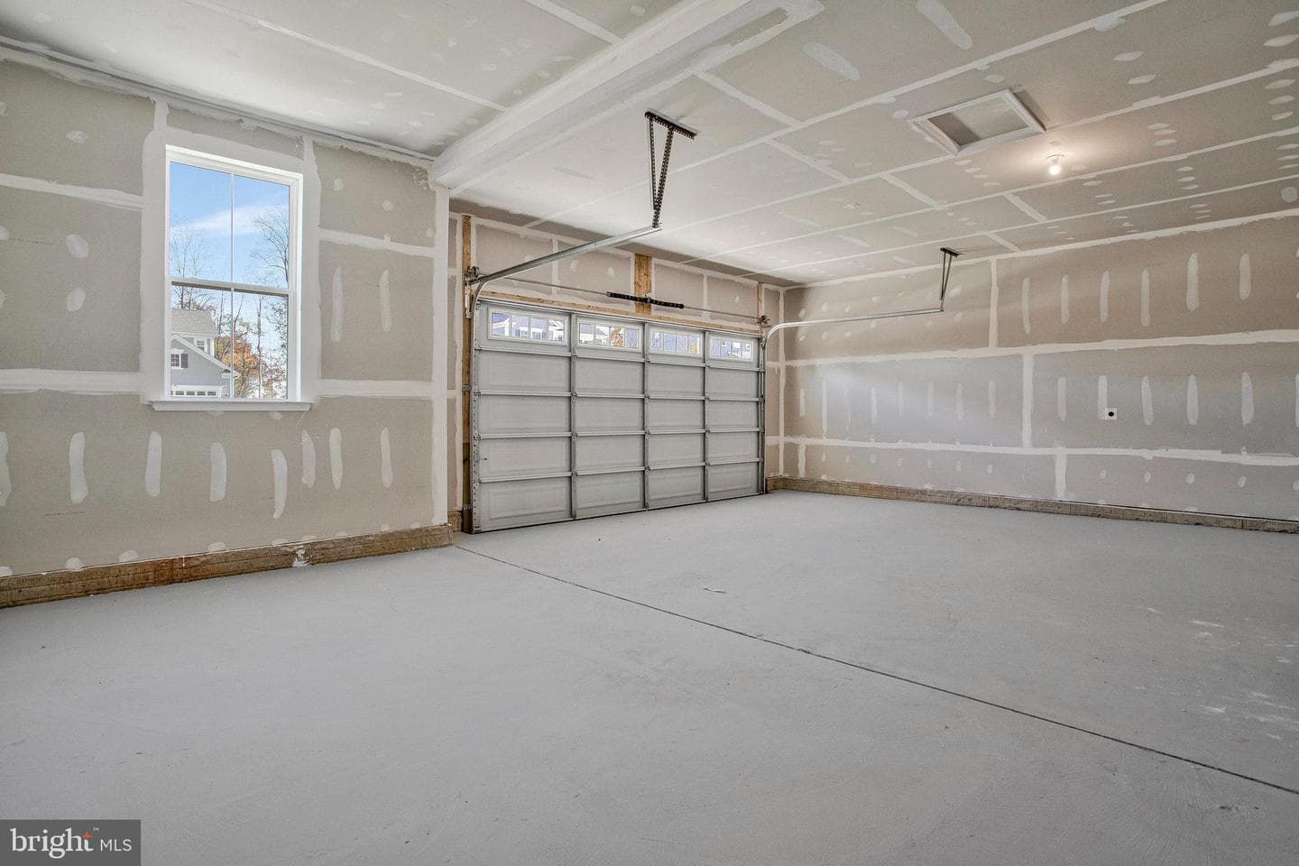 5718 Charlies Way photo 31