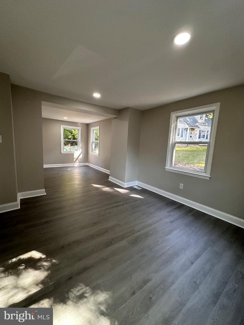 2722 Gwynnmore Avenue photo 16