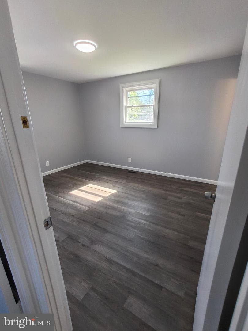 8541 Lucerne Road photo 43