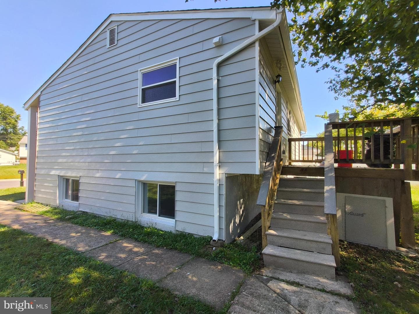 8541 Lucerne Road photo 9