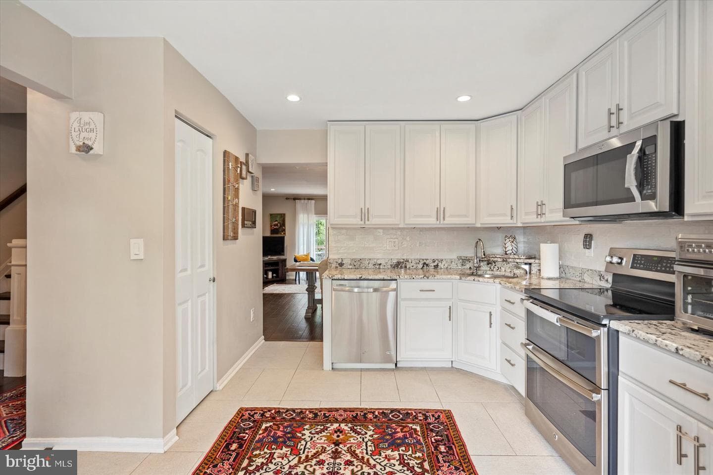 26 Silversage Court photo 4