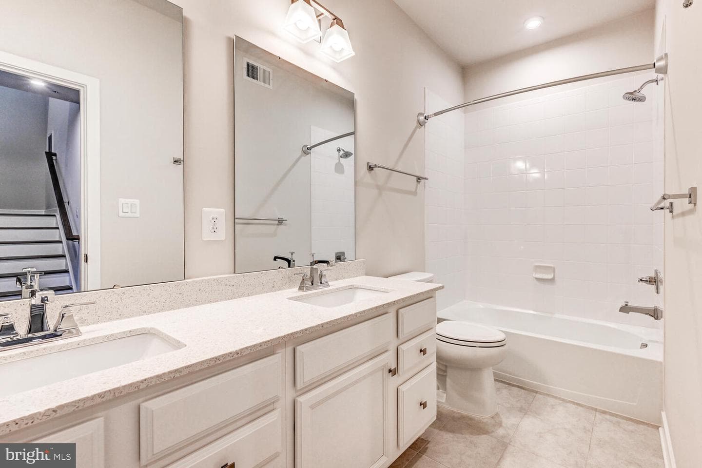 10866 Beckenham Street photo 23