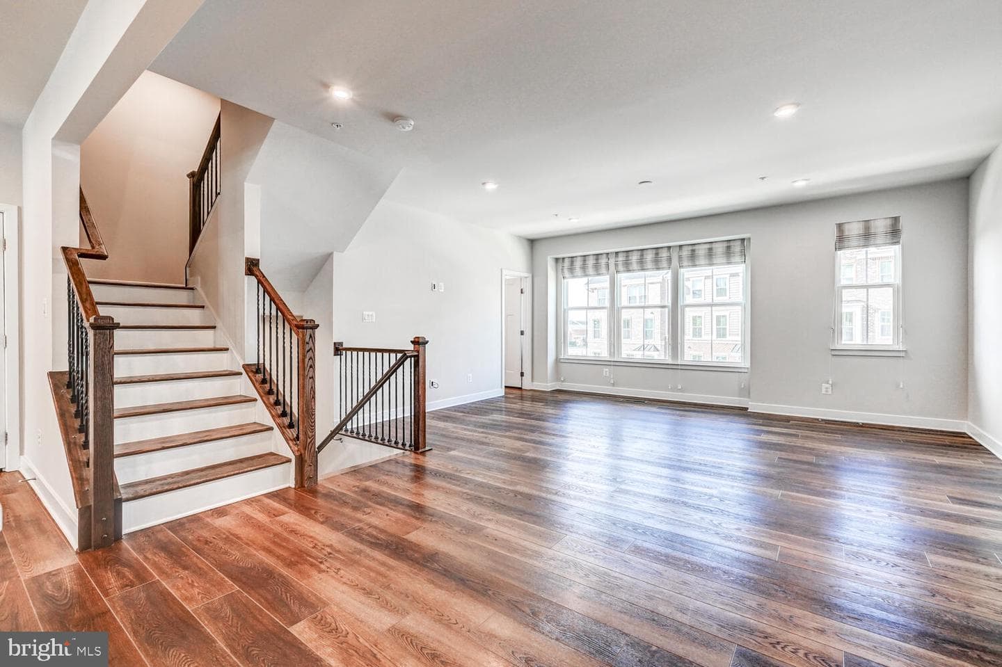10866 Beckenham Street photo 3