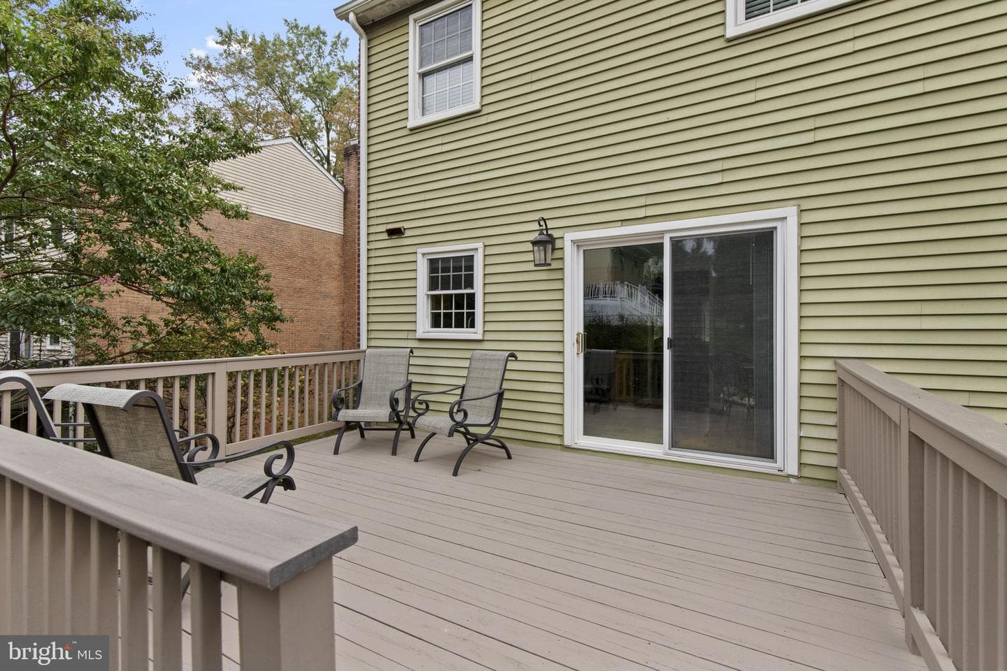 5843 Richardson Mews Square photo 22