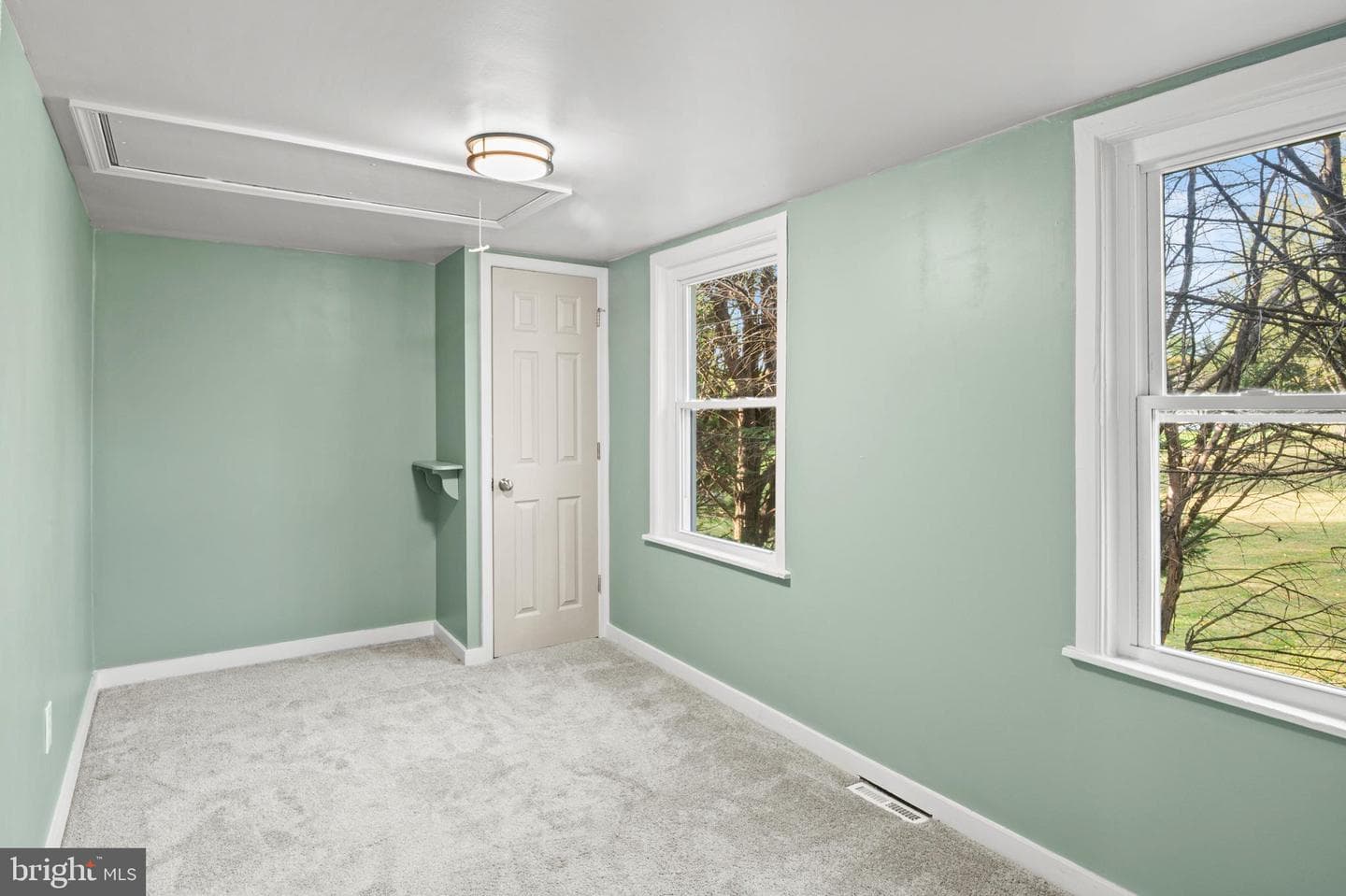 10628 Saint Paul Avenue photo 27