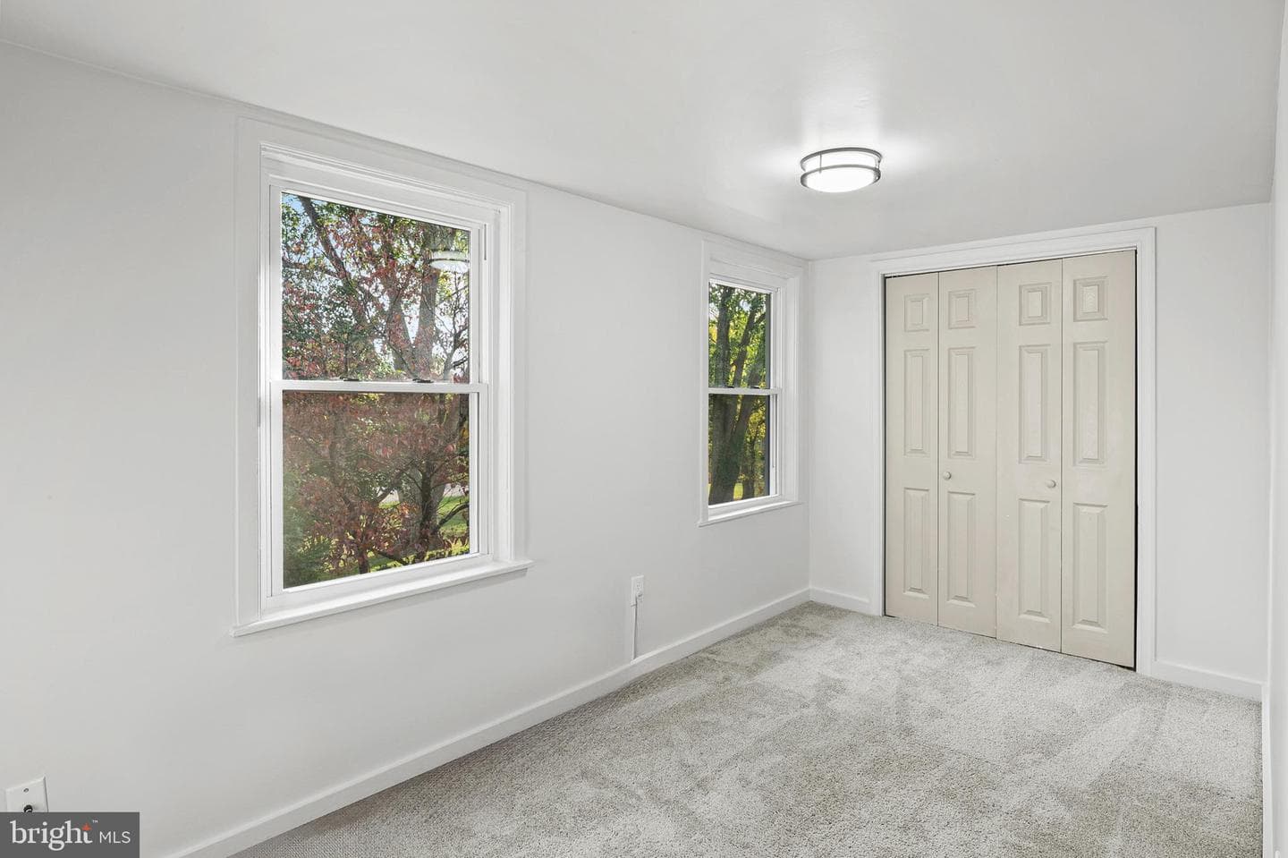 10628 Saint Paul Avenue photo 28