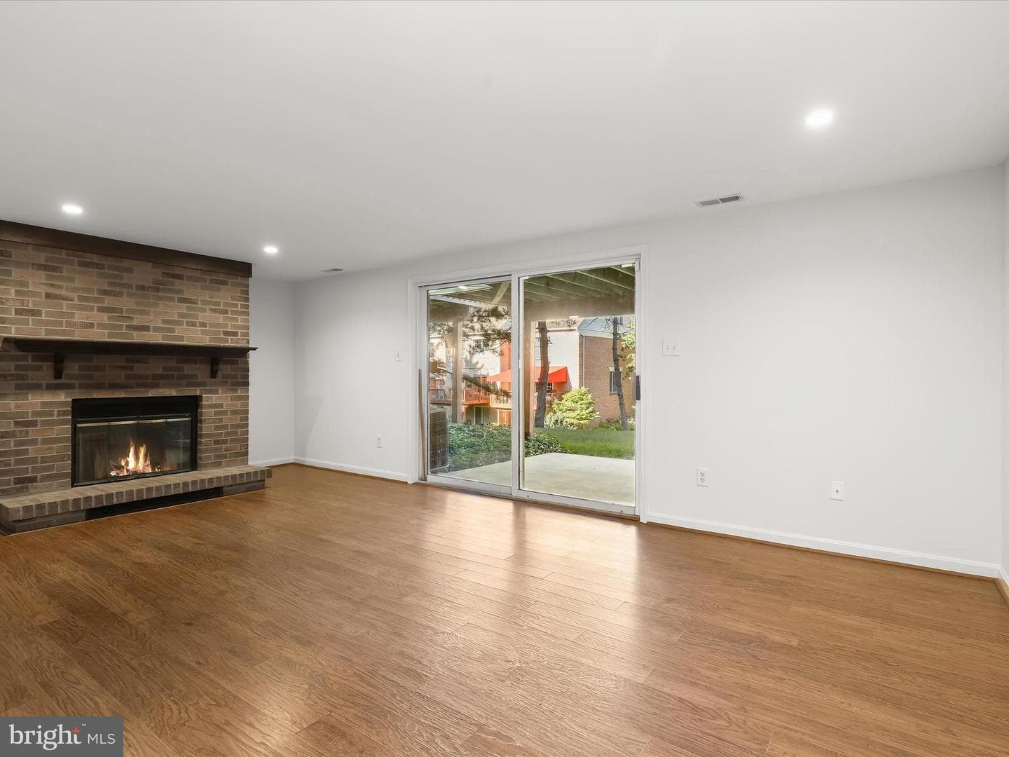 11817 Sherbourne Drive photo 21
