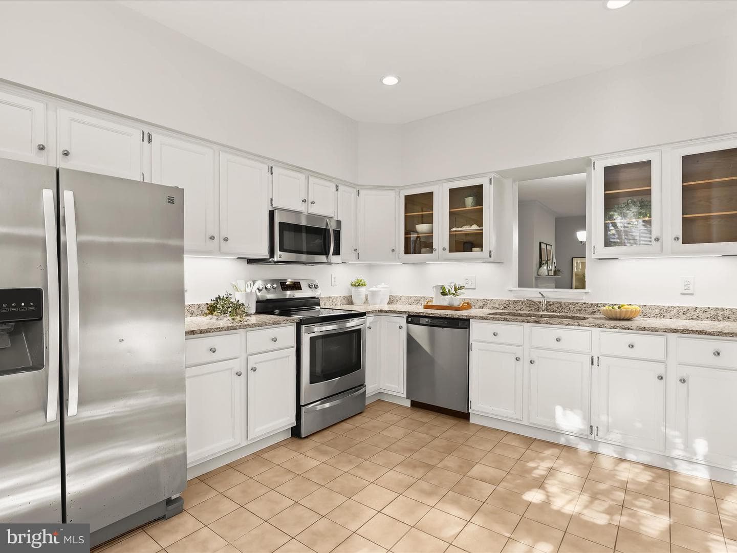 11817 Sherbourne Drive photo 9
