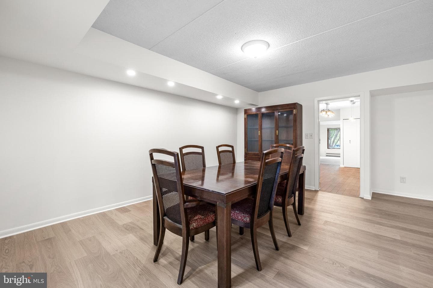 15 Oakridge Court photo 11