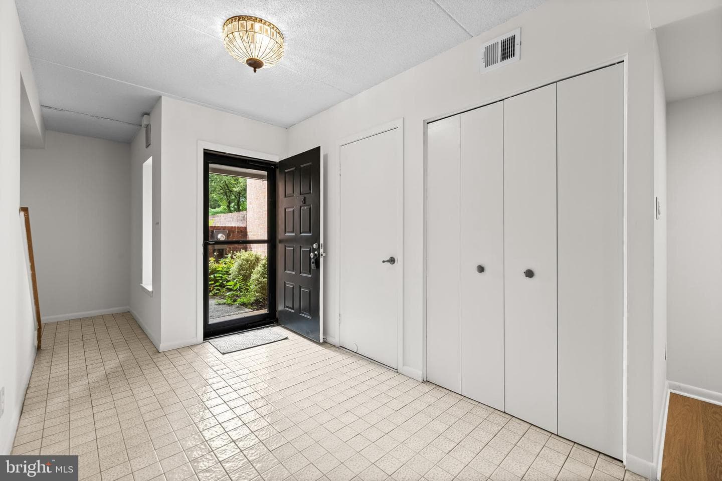 15 Oakridge Court photo 25
