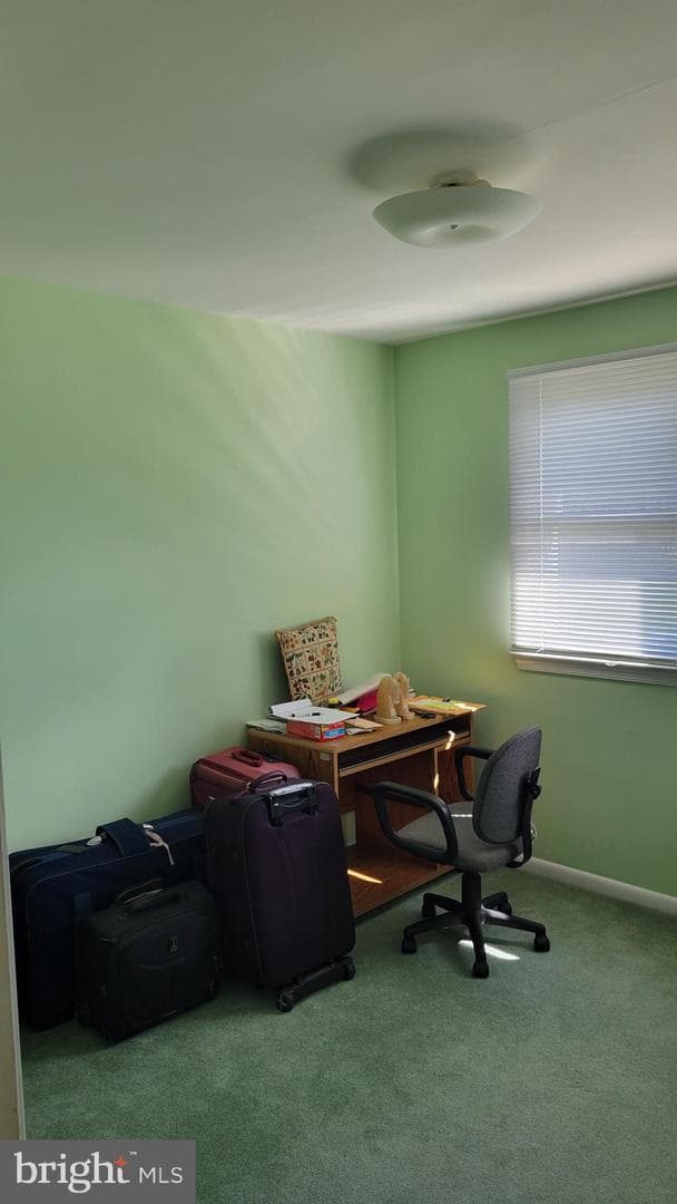 1216 Oakcroft Drive photo 3