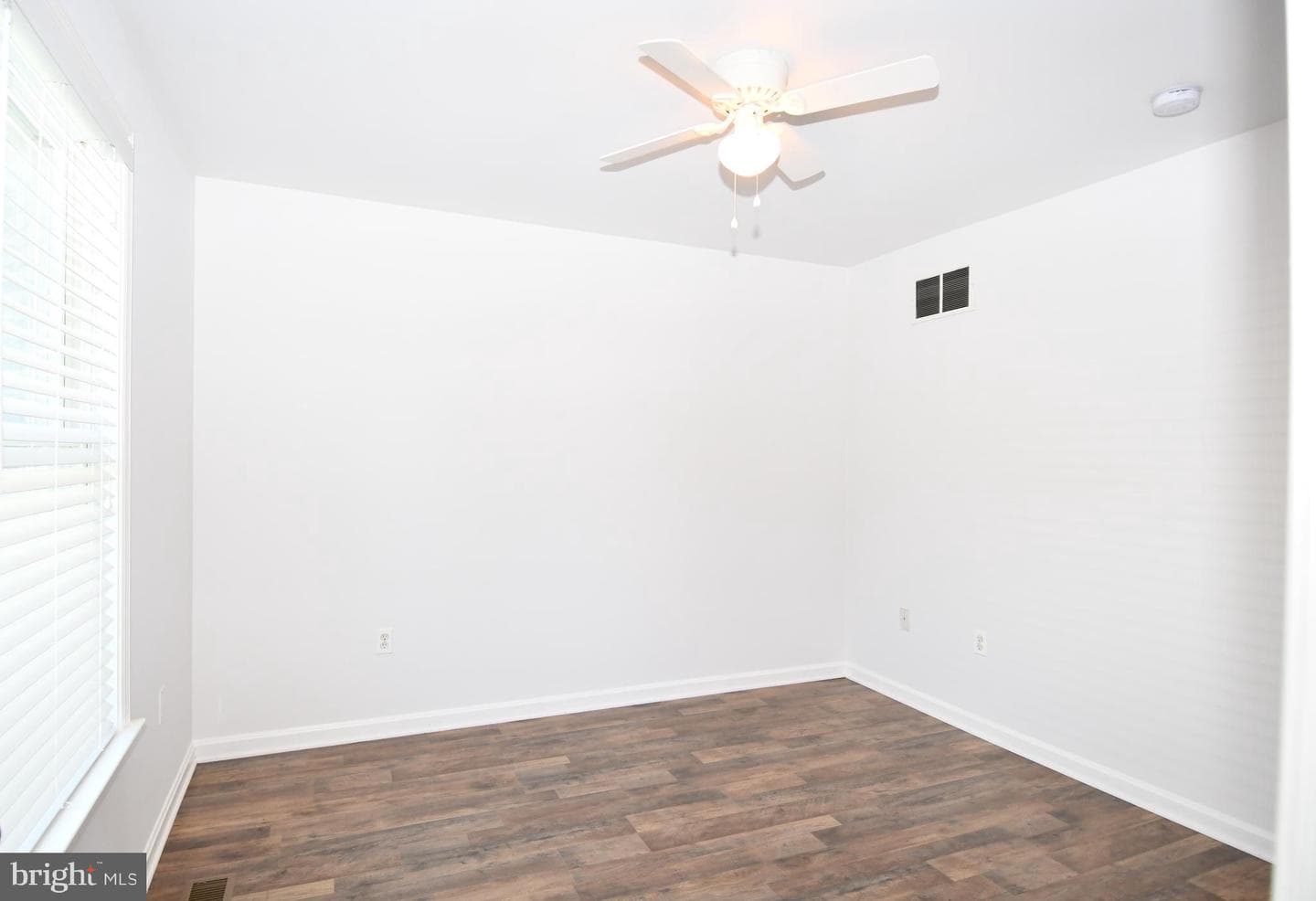 4 Wolf Avenue photo 24