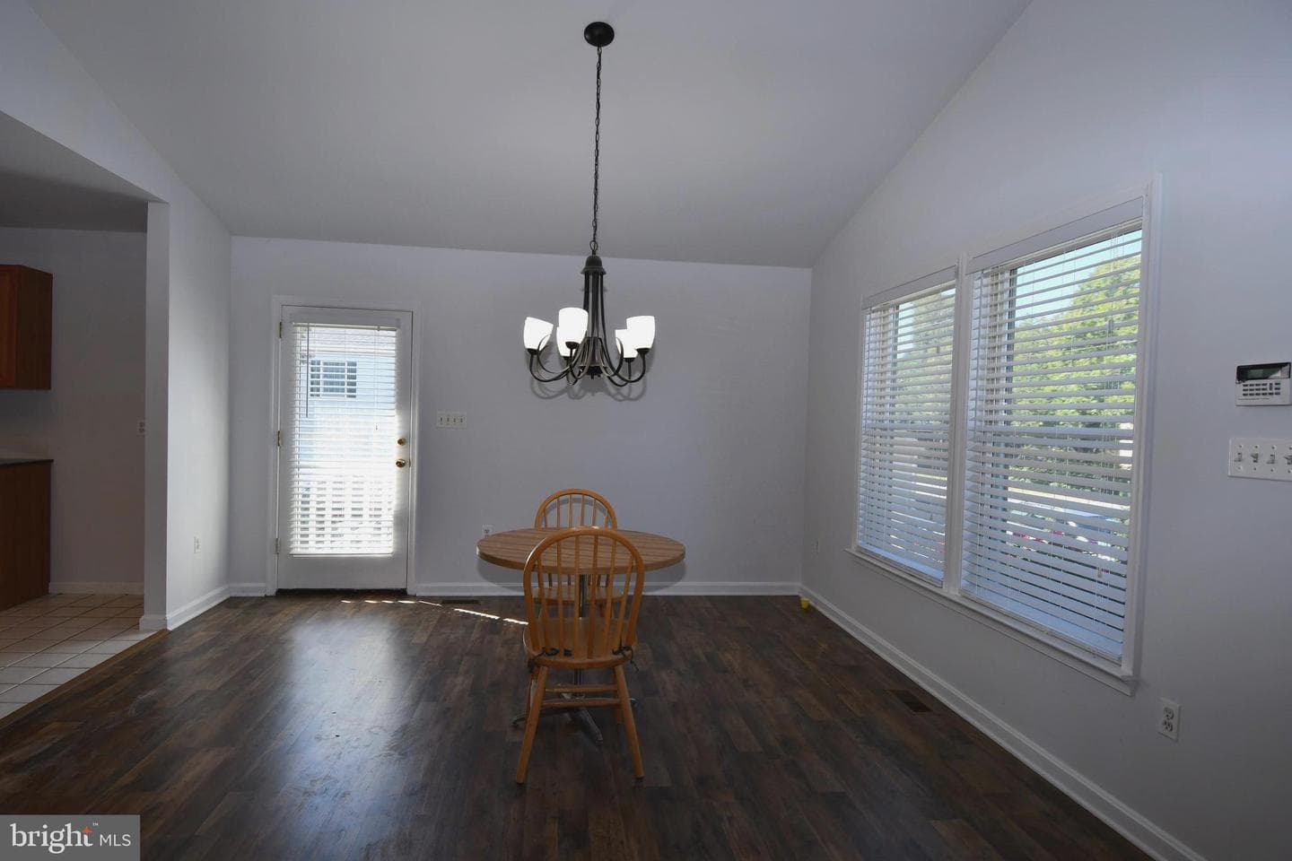 4 Wolf Avenue photo 27