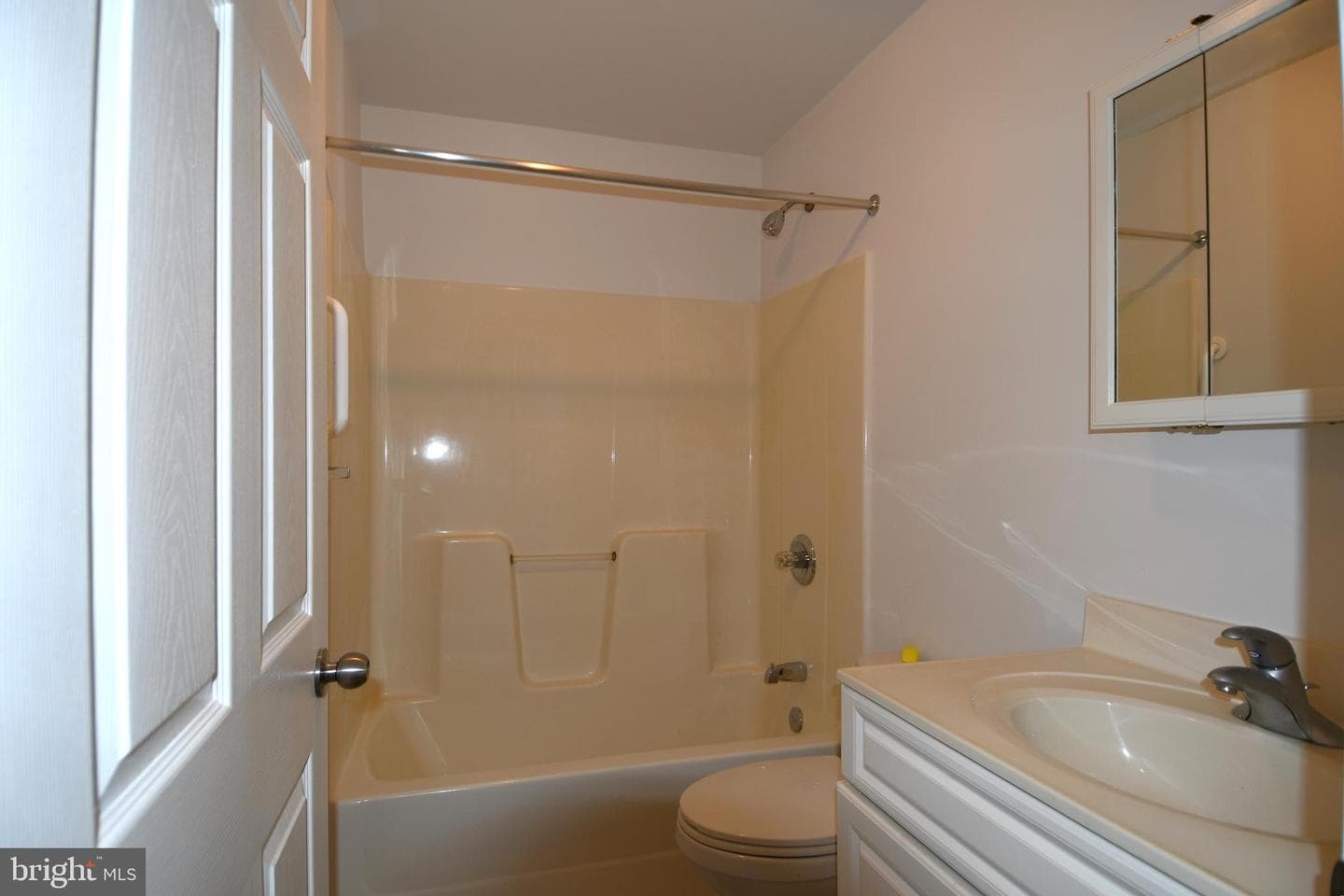 4 Wolf Avenue photo 38